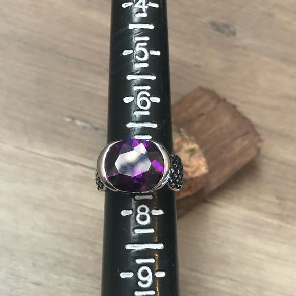 New Lia Sophia purple cubic Zirconia ring - Picture 3 of 7